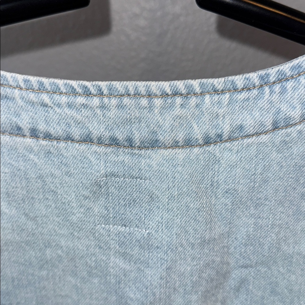 GAP Women's Light Blue Jean Jacket - Picture 6 of 7